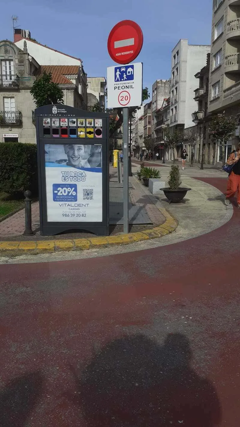 Minipunto Cangas 01, cara frontal