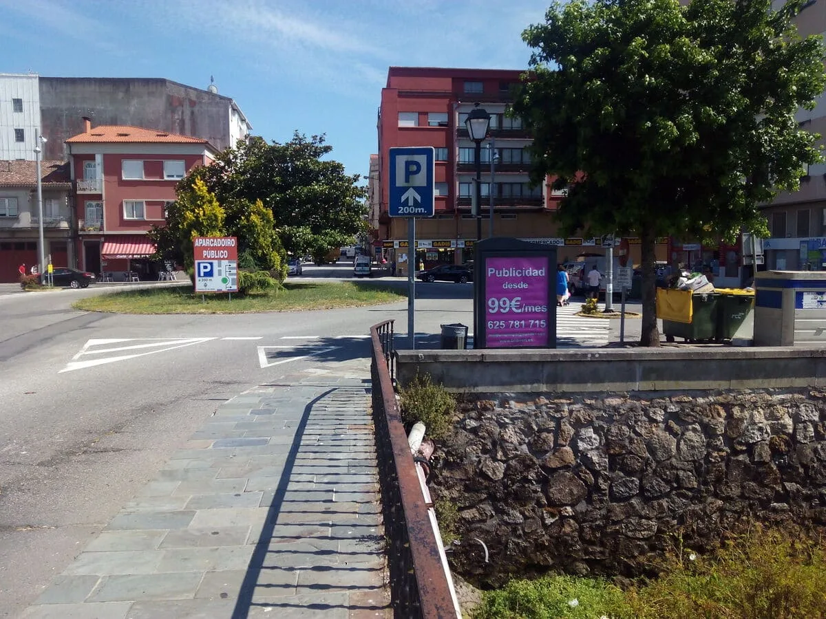 Minipunto Noia 02, cara traseira