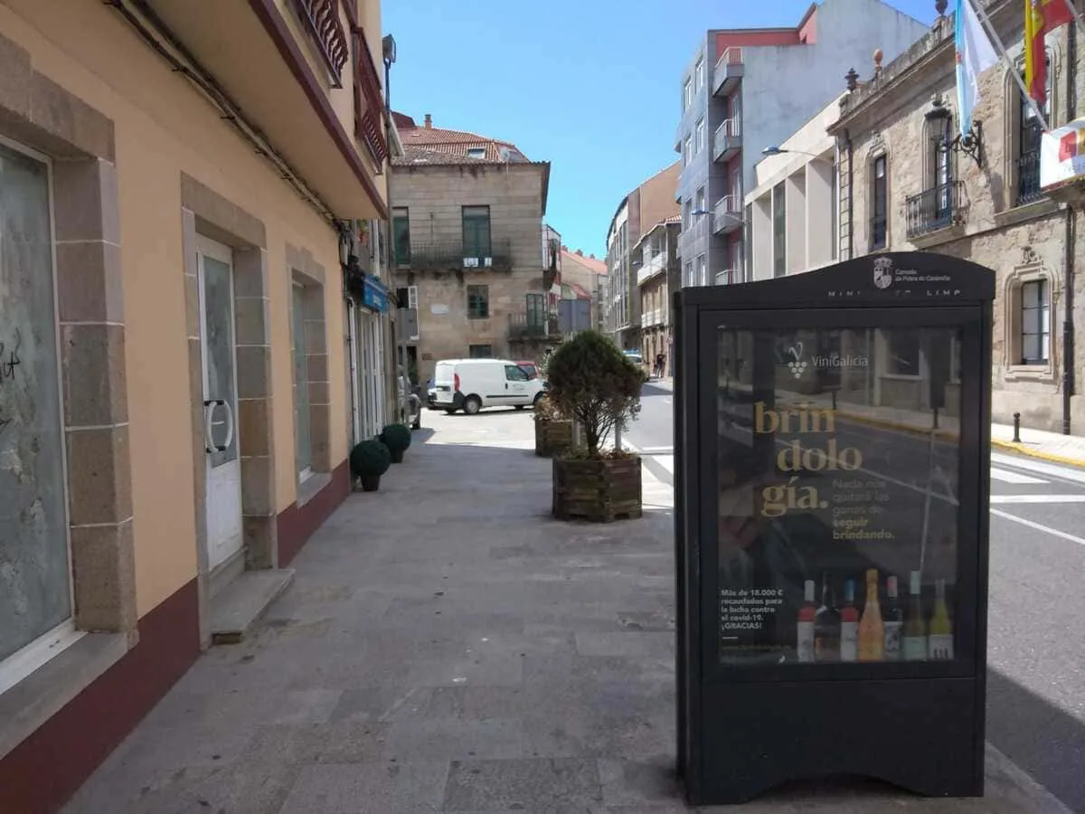 Minipunto A Pobra do Caramiñal 02, cara traseira