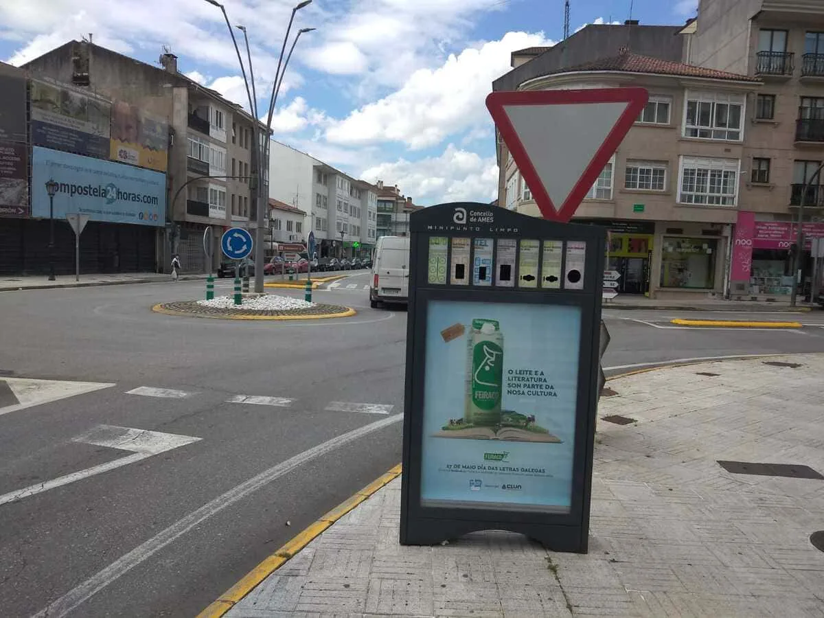 Minipunto Ames 04, cara frontal