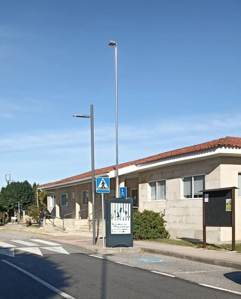 Minipunto Ribadumia 02, cara traseira