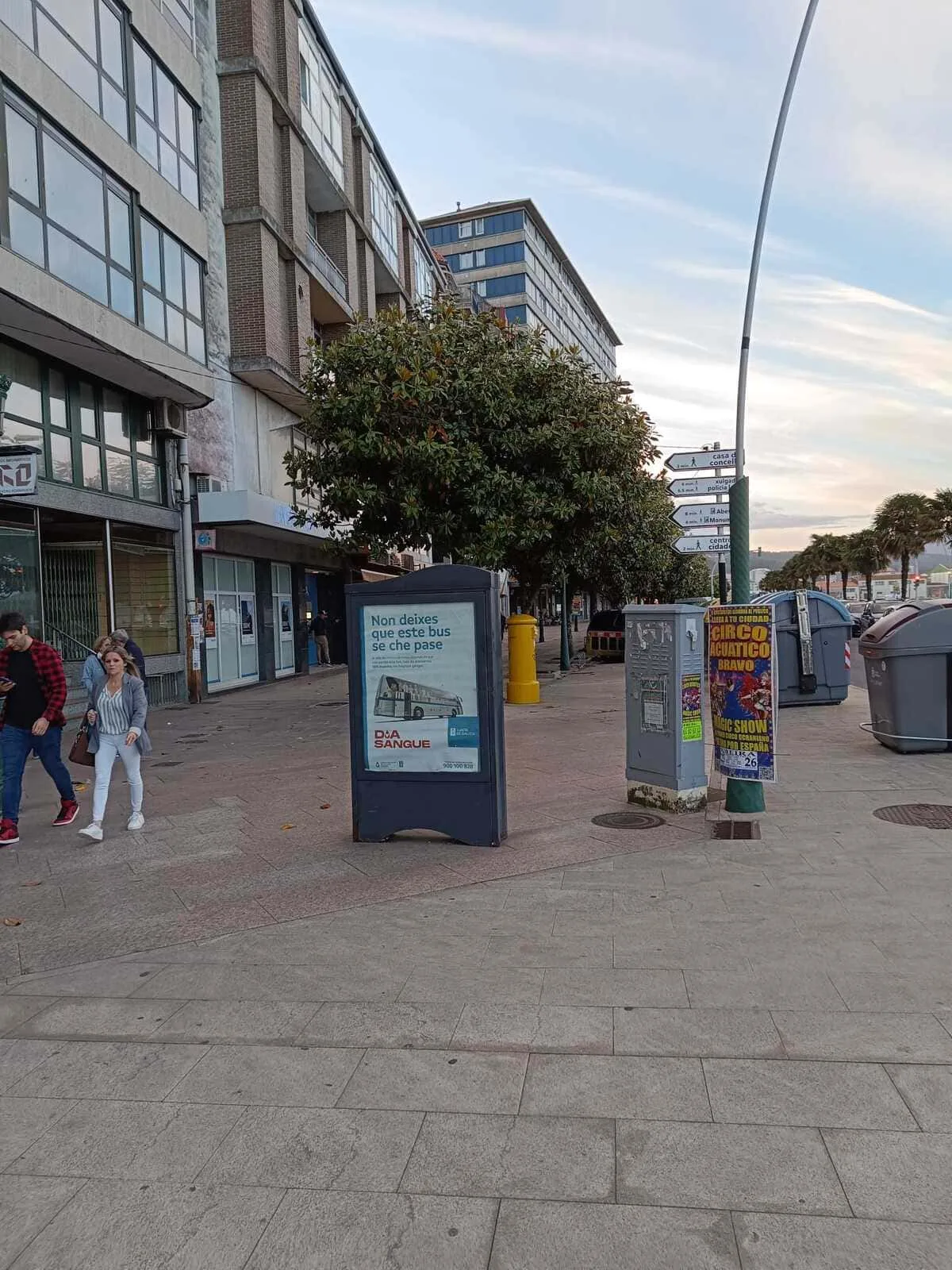 Minipunto Ribeira 01, cara traseira