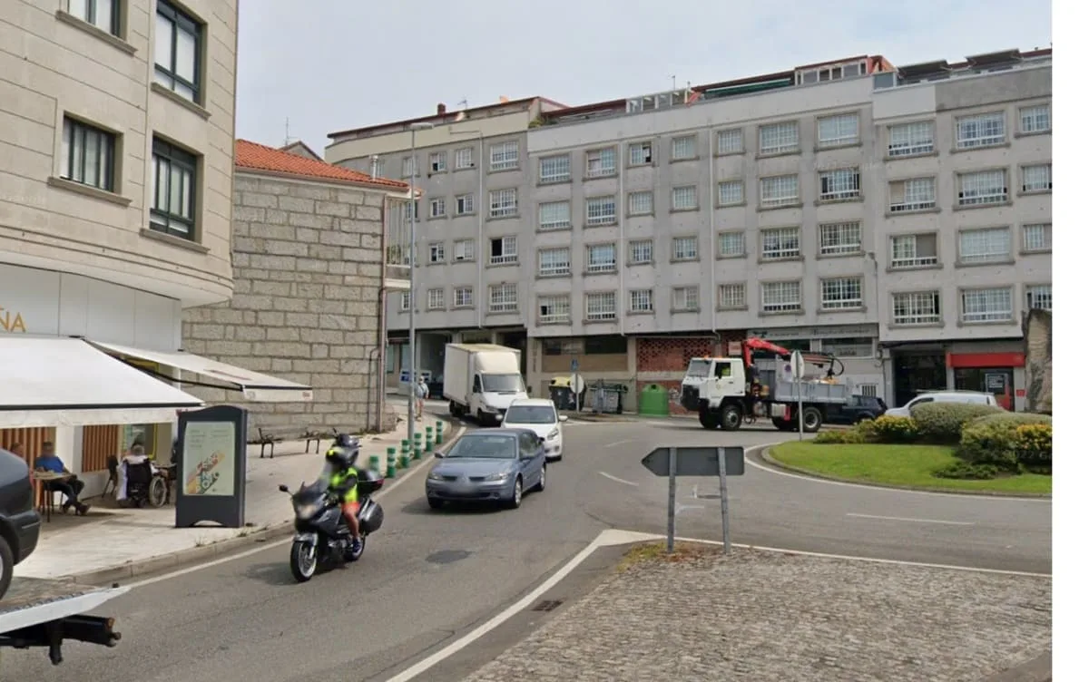 Minipunto Poio 01, cara traseira