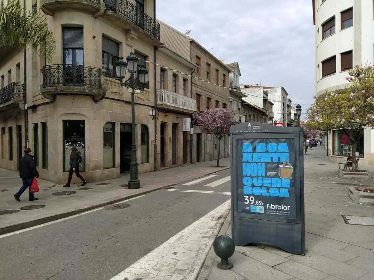 Minipunto Redondela 04, cara traseira