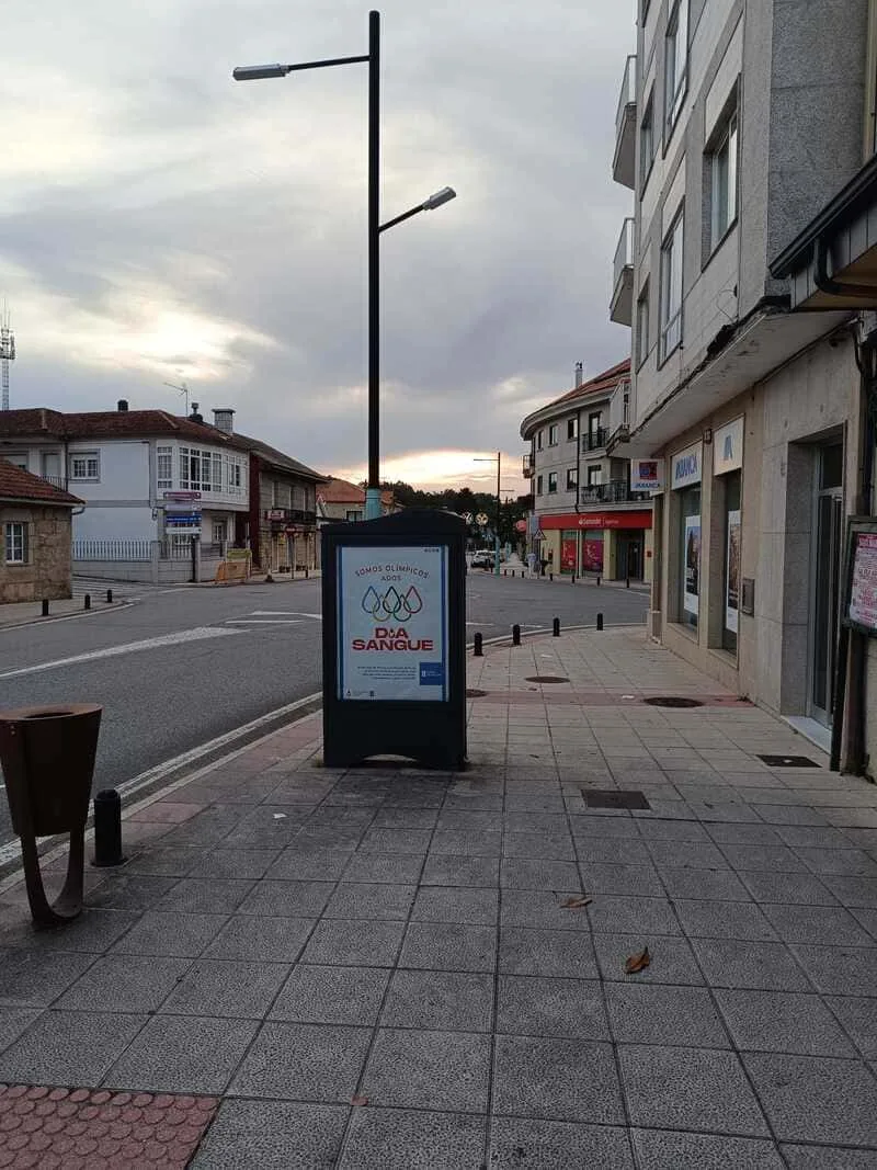 Minipunto Meis 01, cara traseira