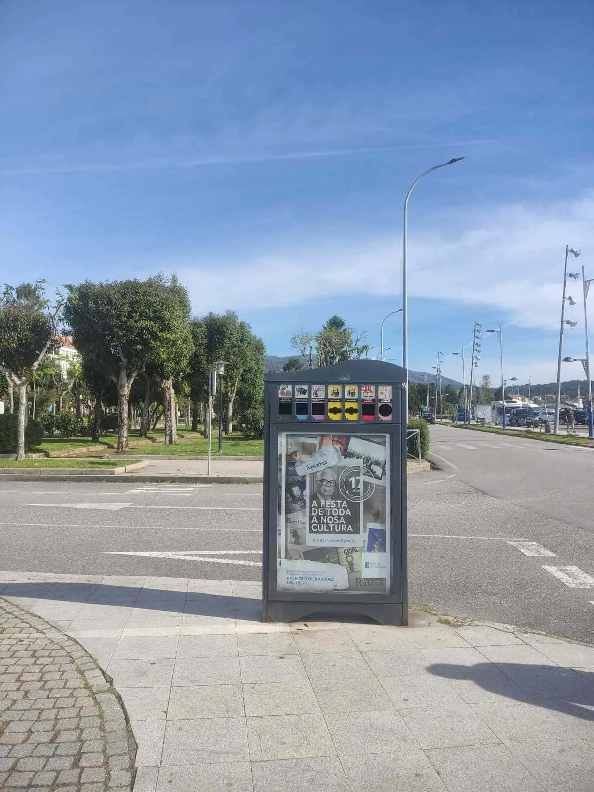 Minipunto A Pobra do Caramiñal 01, cara frontal