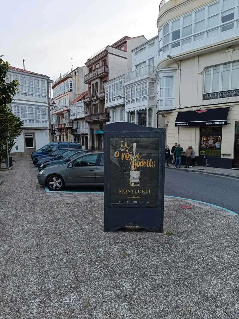 Minipunto Cedeira 02, cara traseira